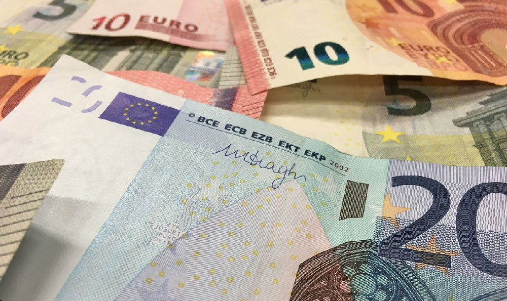How Much Do Travel Nurses Earn? What is the Average Travel Nurse Salary?