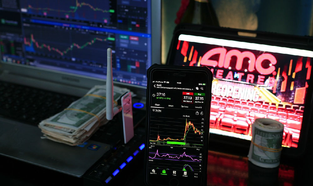 Penny Stocks: Should You Invest & How To Start?