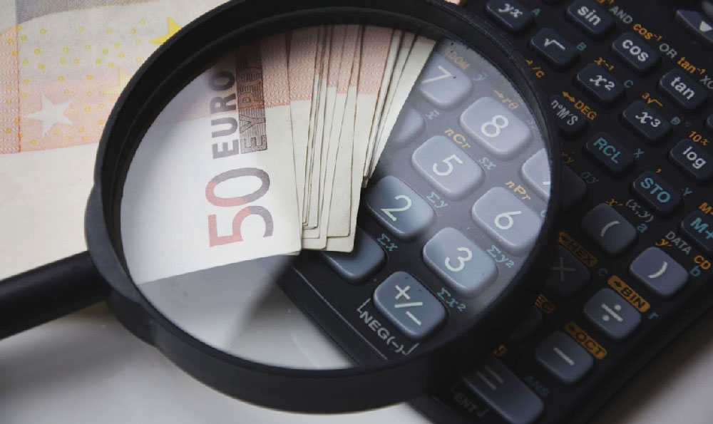 How Much Do Archaeologists Earn? What Is Archaeologist Salary?
