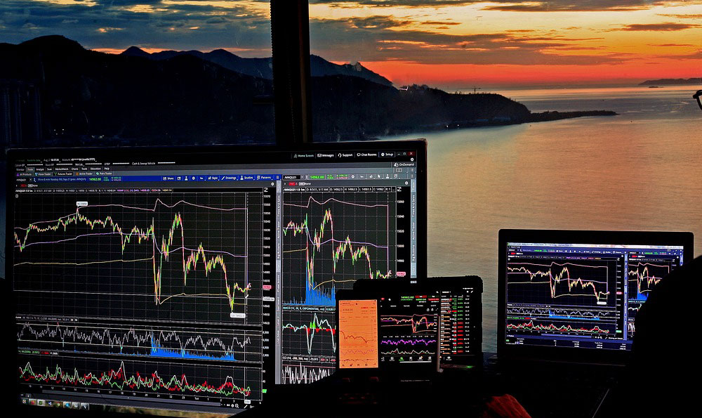 How to Generate Wealth Quickly: What Strategies Work, and Which Don't?
