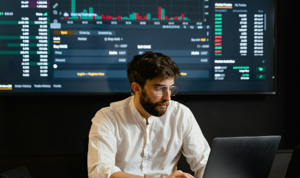 How to Invest Money: Can You Really Make Money Fast?